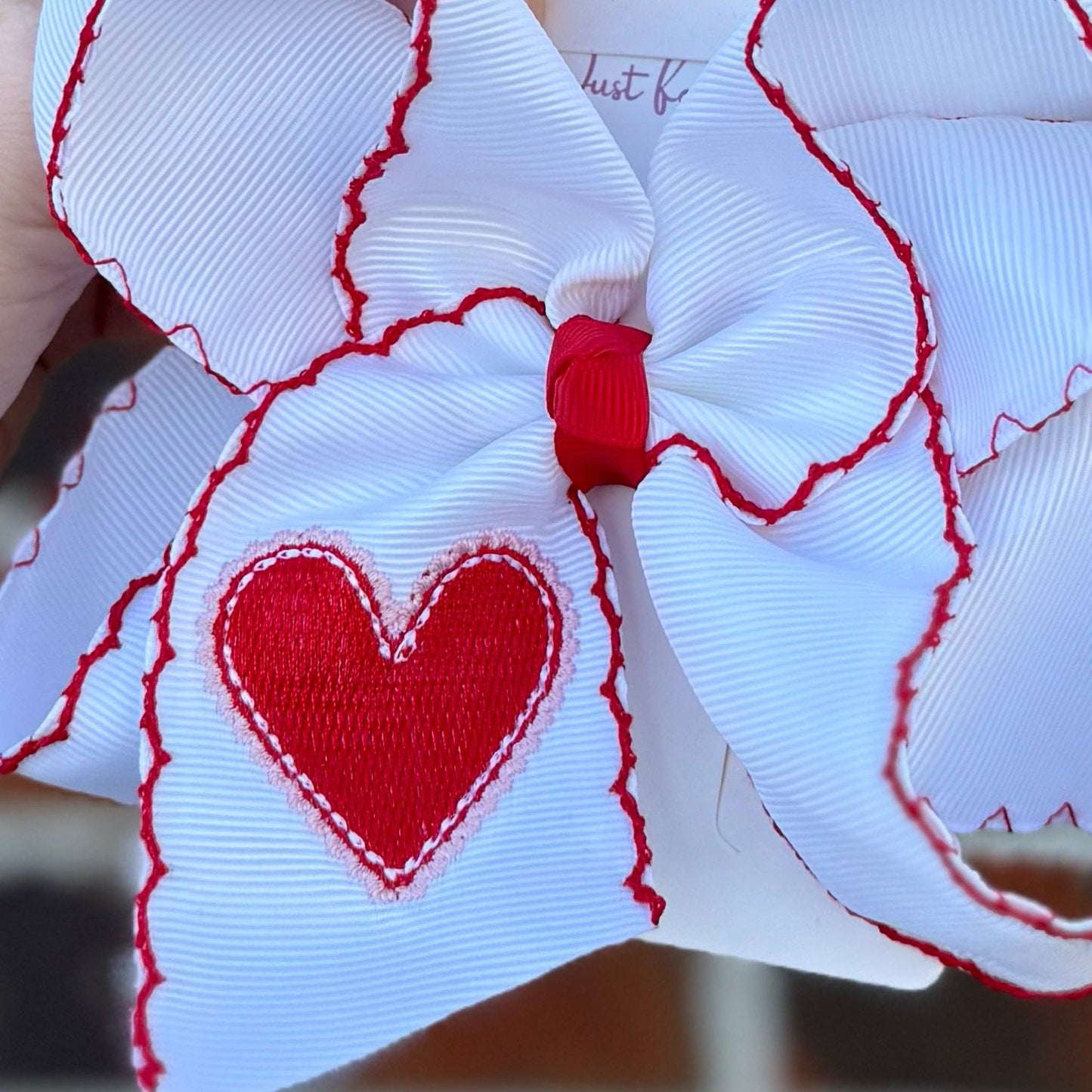 Scallop Heart Embroidered Bow: 5.5 inch