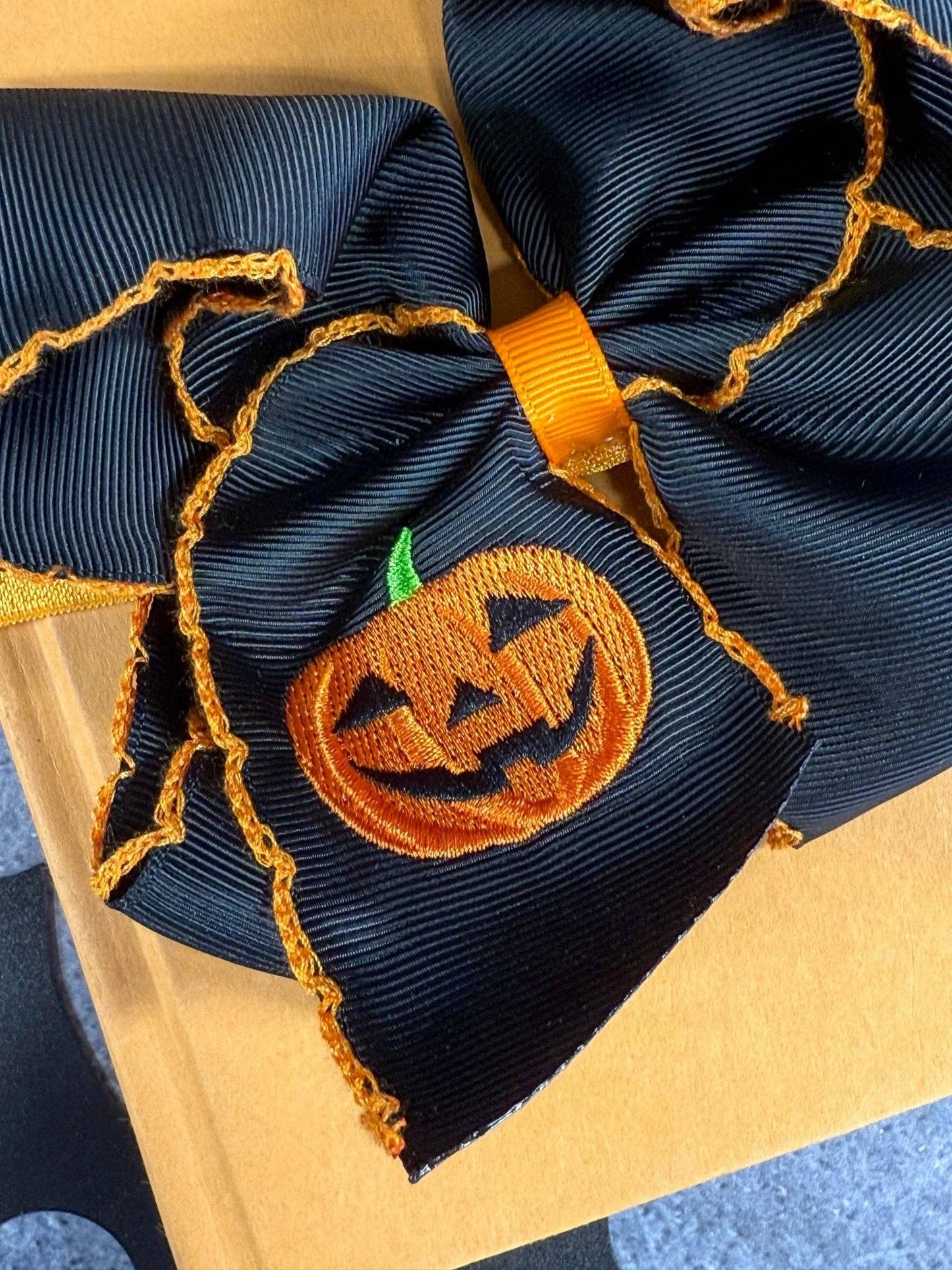 Jack-o-Lantern Embroidered Moonstitch Girls Hair Bow