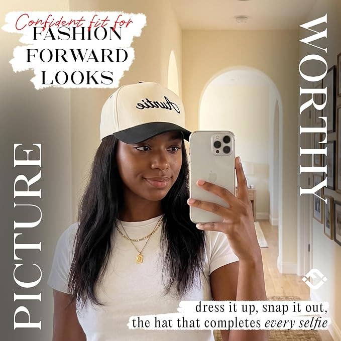 2-Tone Cap - Auntie - Black/Beige